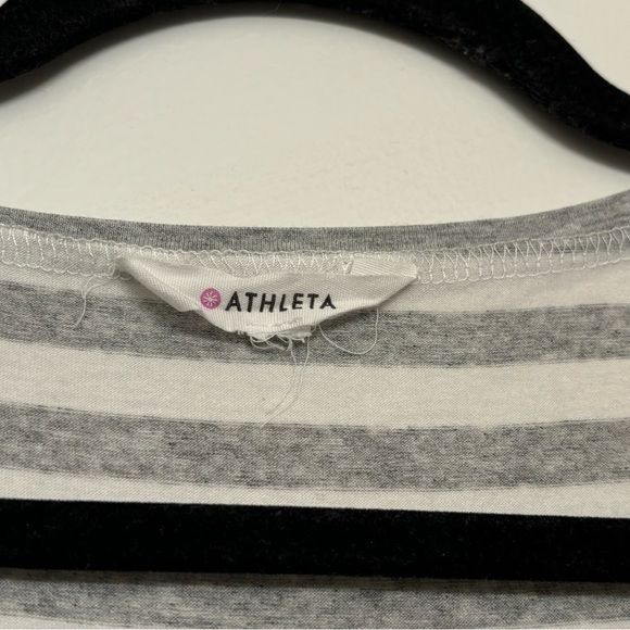 Athleta Large striped gray and white long sleeve - Picture 4 of 5